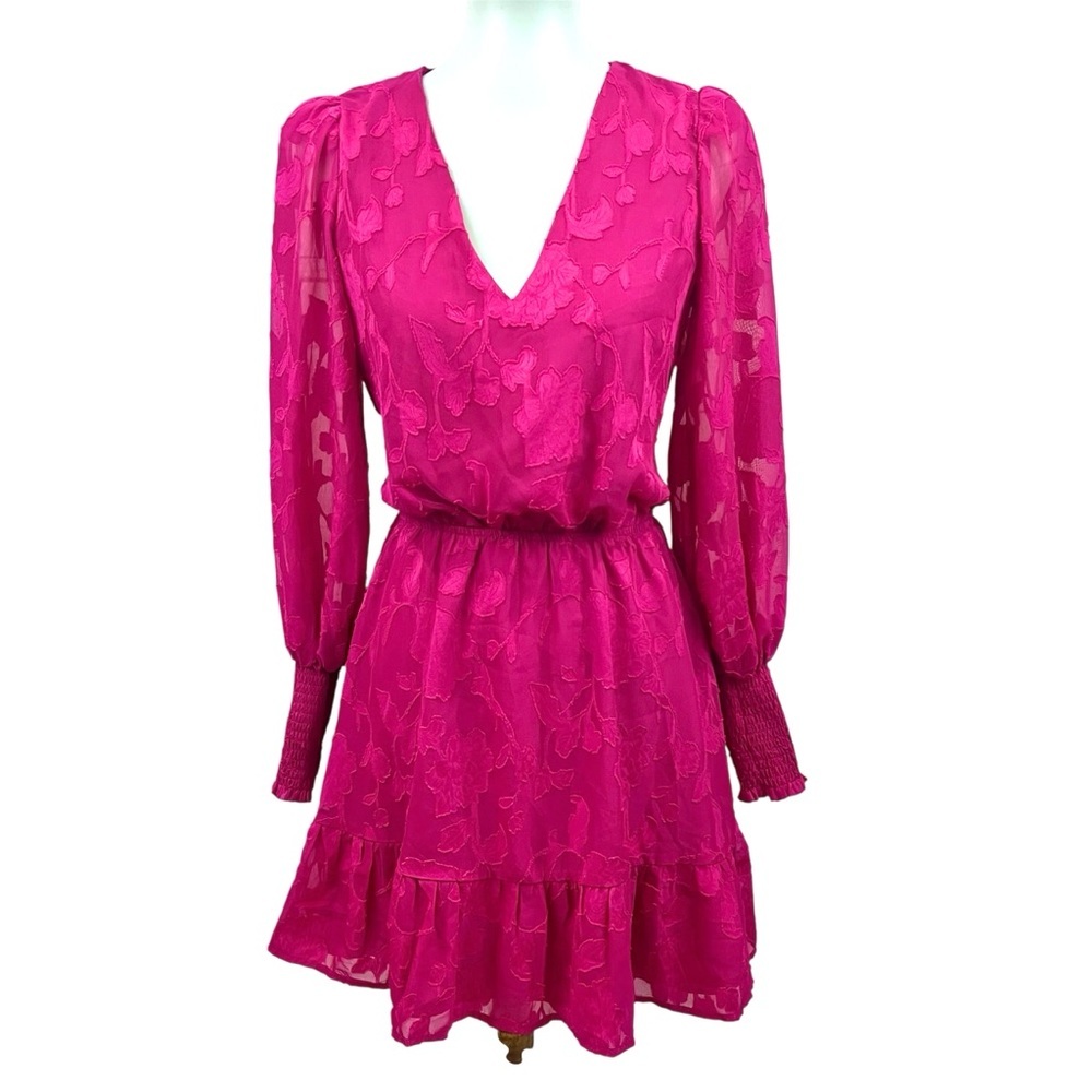Evereve Fuchsia Magenta Puffy Sleeve Floral Jacquard Penelope Ruffle Dress